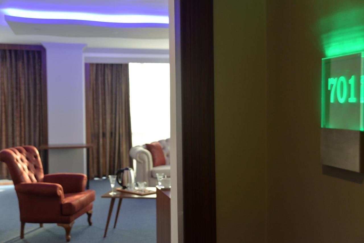 Tevetoglu Hotel Istanboel Buitenkant foto